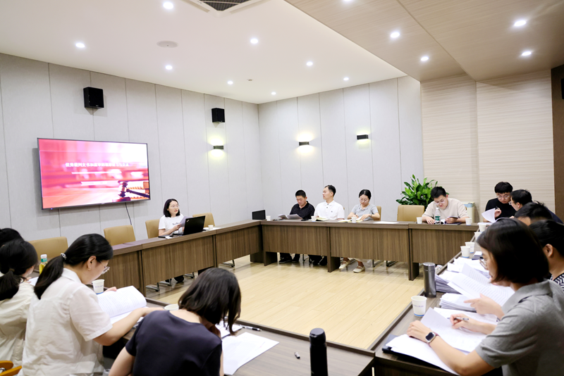 141752456300959904.png 王雨璠攝 7月11日下午,新沂法院“新法研習社”第三期開講.png